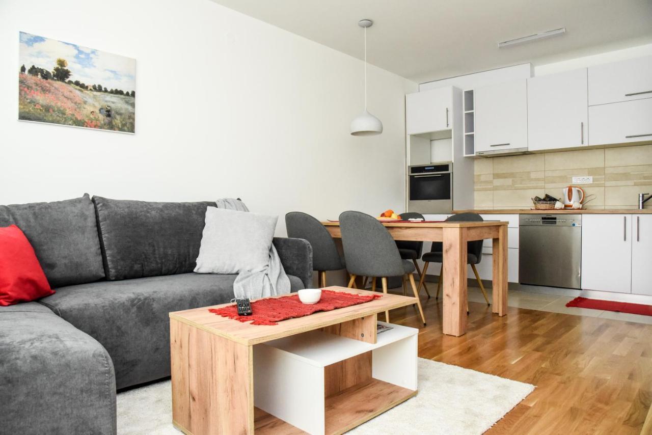 Suncokret Apartmani Loznica Exterior foto
